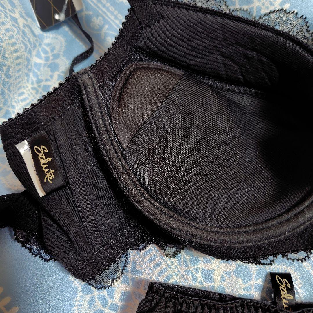 ワコールサルート　ブラック ブラジャーショーツセット G70＆M　新品