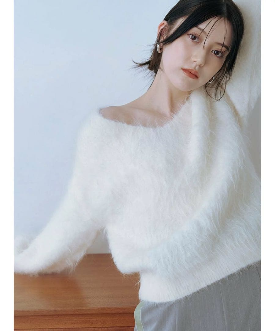 SNIDEL 【HIGH QUALITY】スリアルパカVネックプルオーバー