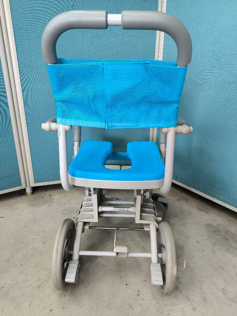 美品　ウチエ シャワーラク U型シート SWR-102　シャワーキャリー