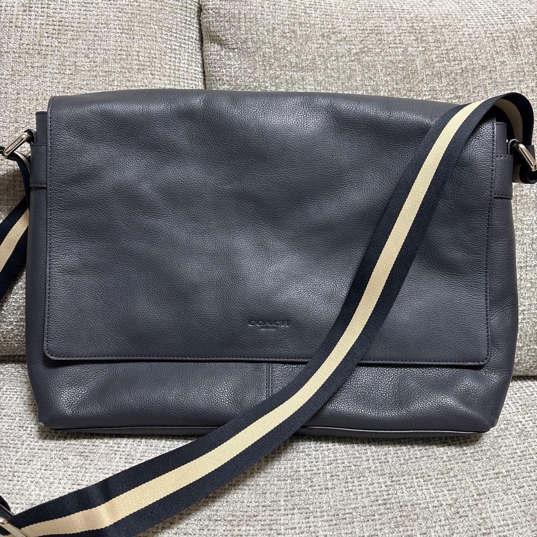 COACH ネイビー 紺 レザー メッセンジャーバッグ ショルダーバッグ