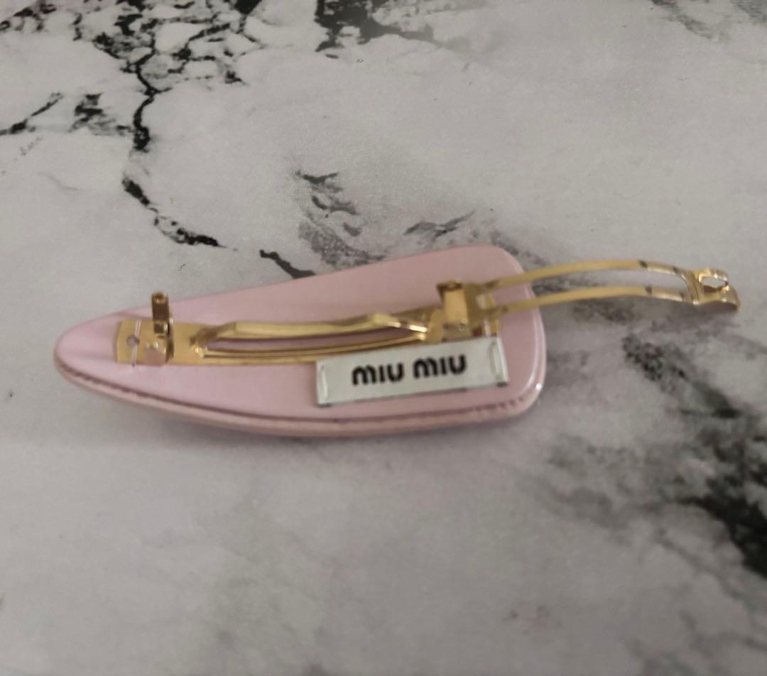 MIU MIU ピンク ヘアピン