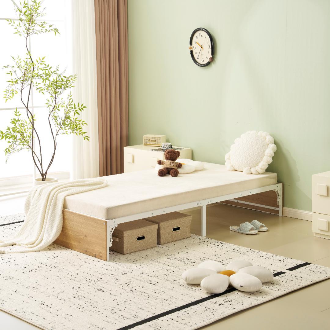 限定価格！パイプベッド 折りたたみ ベッドフレーム　コンパクト 折畳　ブラック