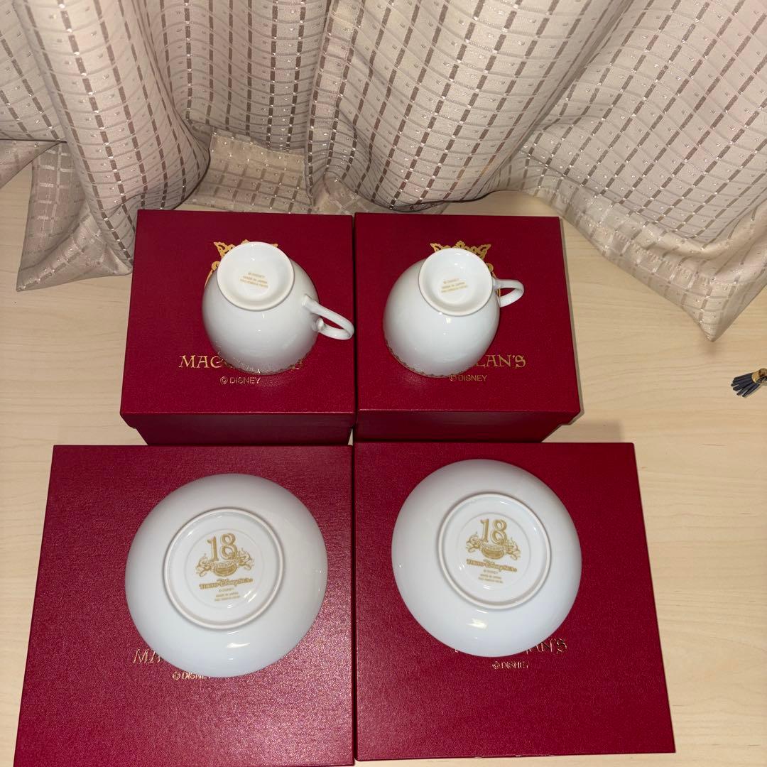 ディズニー TDS マゼランズ 18周年 プレート カップ＆ソーサー 2点x2