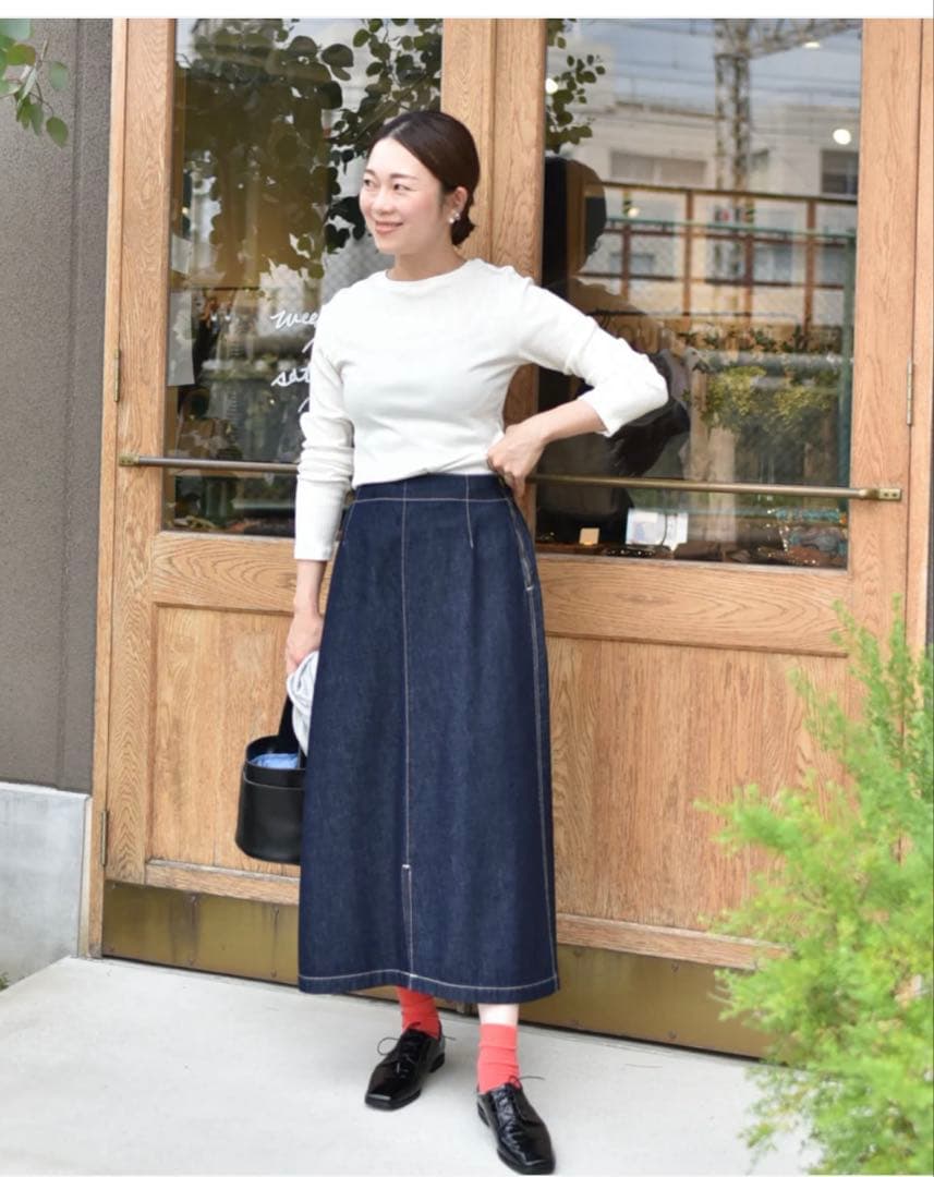 OUR きれいめデニムスカート