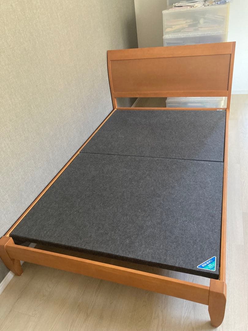 【ACTUS】セミダブルベッド　マットレスセット【配達or引取】