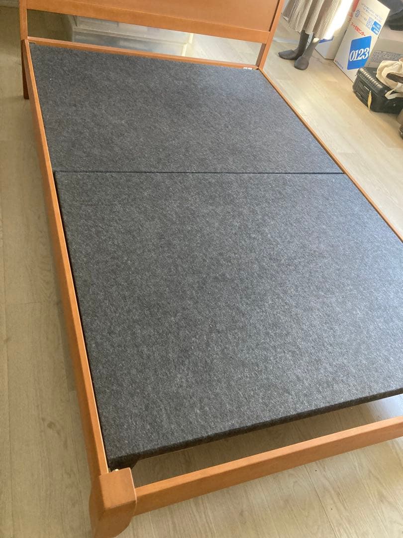 【ACTUS】セミダブルベッド　マットレスセット【配達or引取】