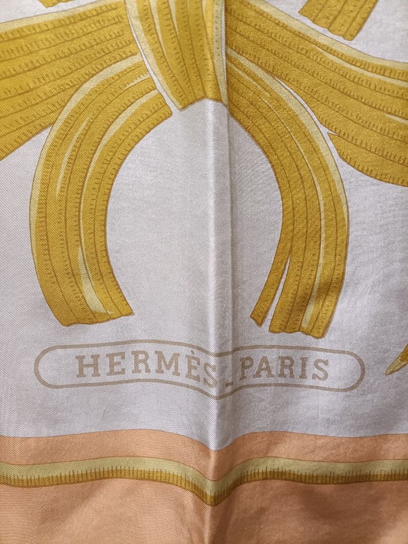 美品希少　エルメス　ディップダイ　王者の風格　 カレジュアン　シルク約140cm