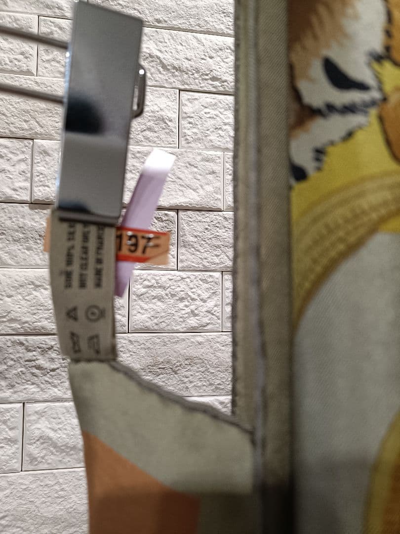 美品希少　エルメス　ディップダイ　王者の風格　 カレジュアン　シルク約140cm