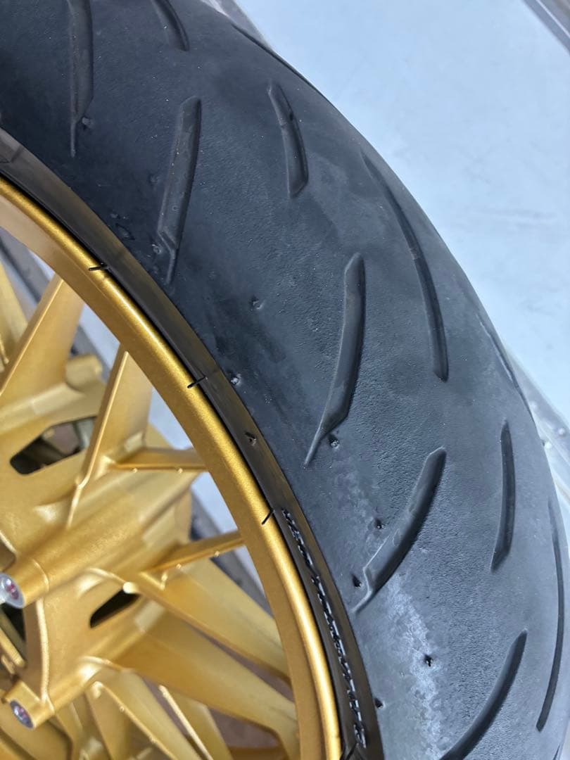 z900rs se ホイールタイヤセット