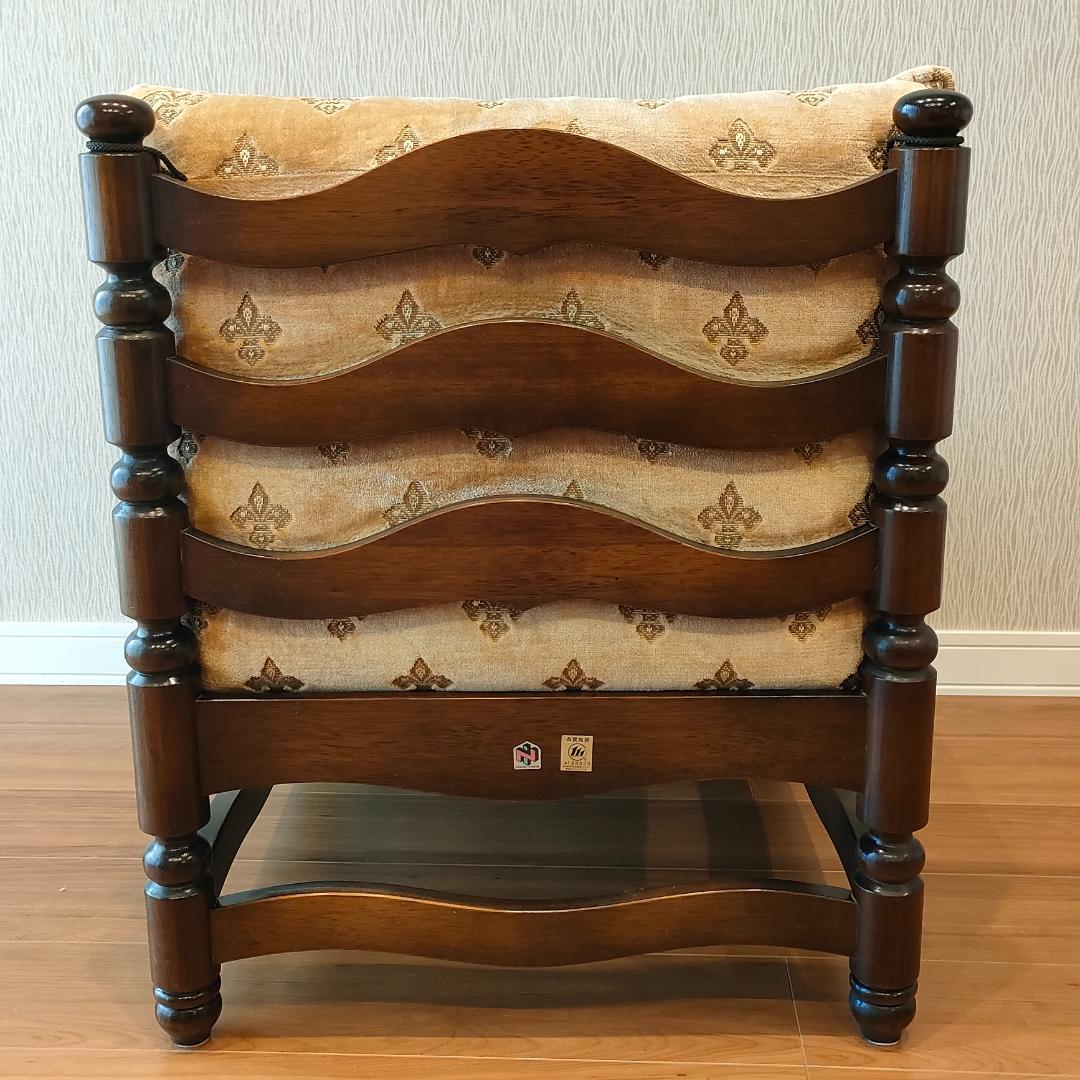 ナガノインテリア　一人掛けソファ　クラシカル　クッション付き①