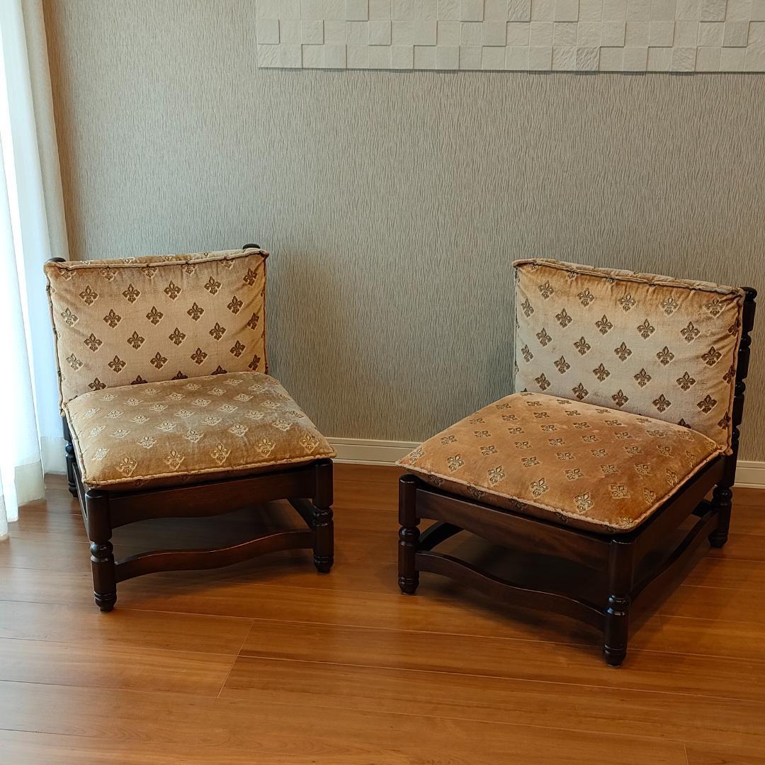 ナガノインテリア　一人掛けソファ　クラシカル　クッション付き①