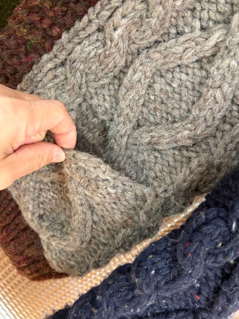 カウチンセーター　KANATA ケーブル編みカーディガン ろーぐす