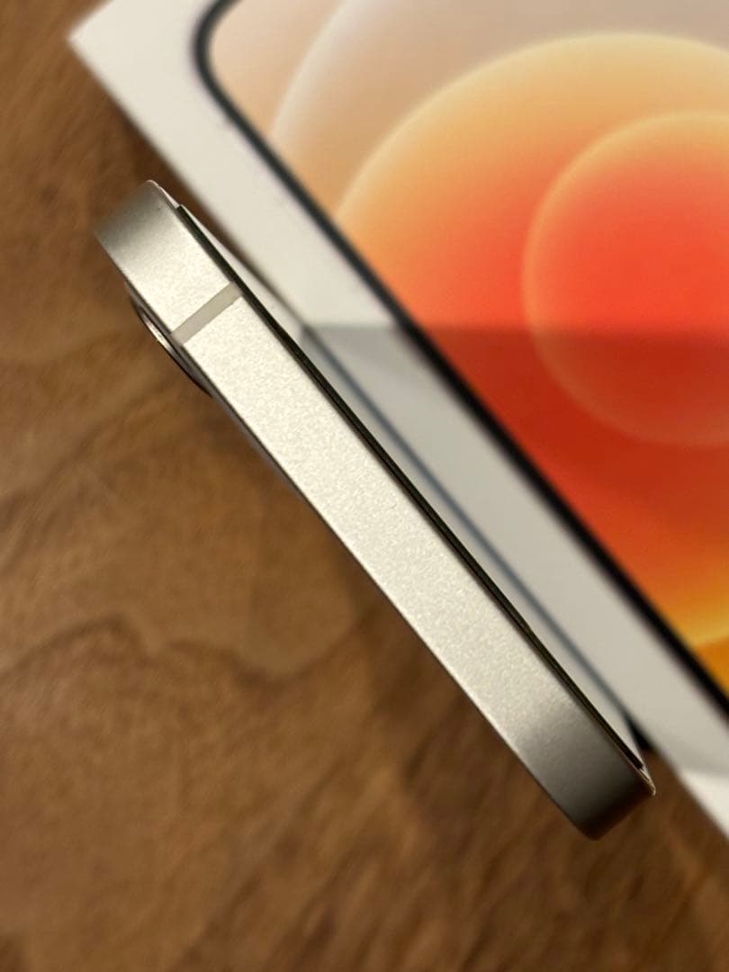 iPhone12 128G ホワイト　SIMフリー