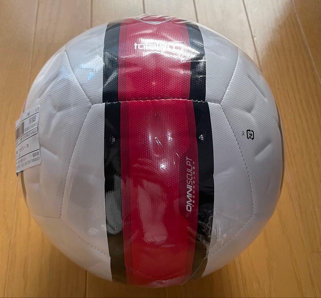 アカデミー　NIKE TOTAL 90 5号級　サッカーボール
