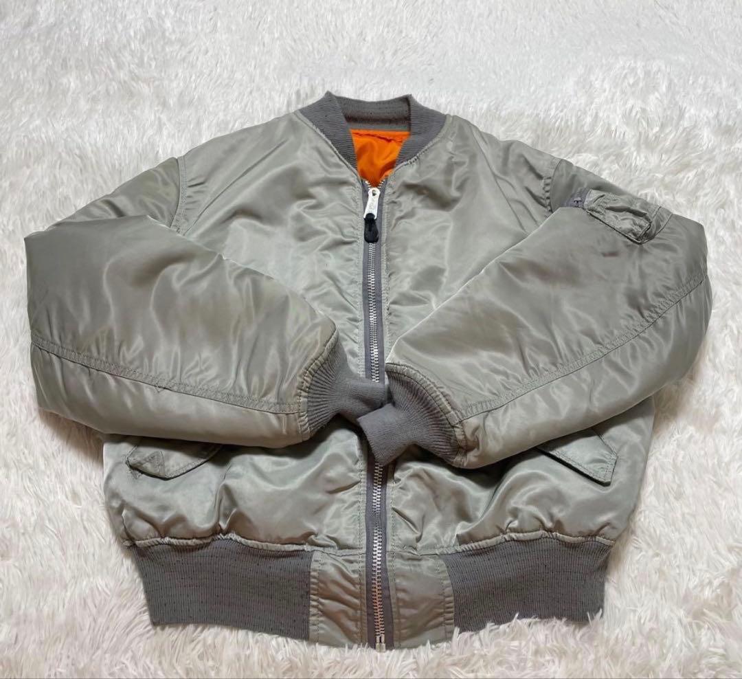 グレー MA-1 フライトジャケット