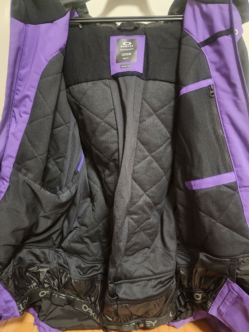 オークリー スノーボードジャケット TNP BZI 紫黒 Mサイズ