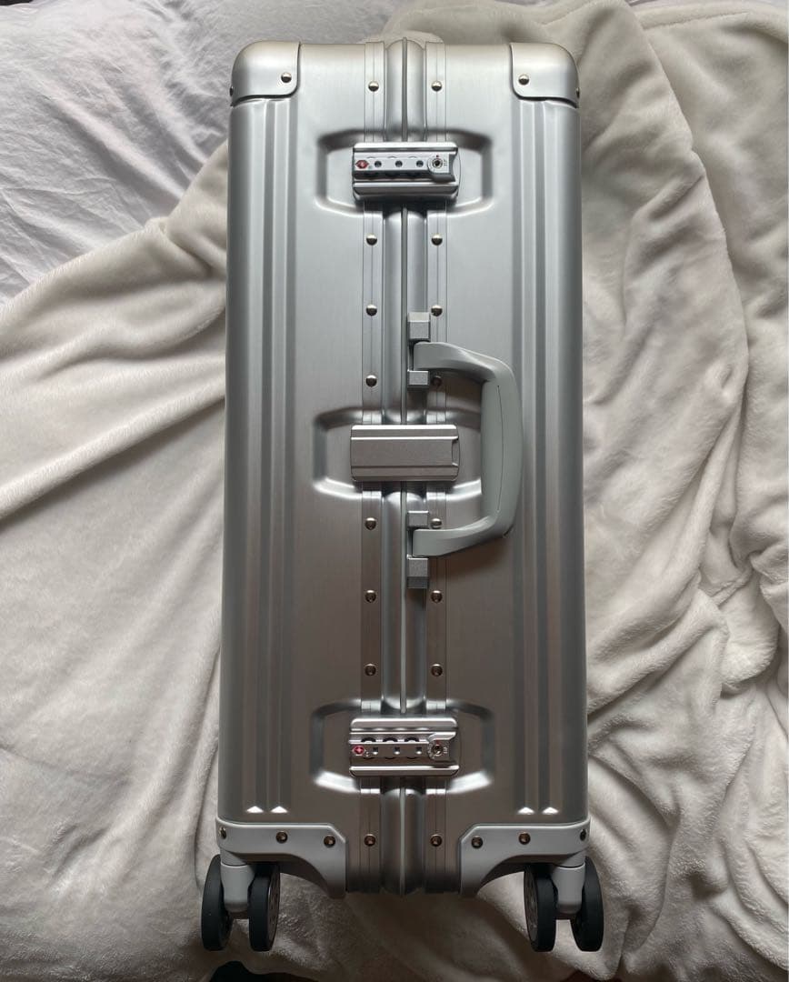 【新品未使用】63L メルセデス luggage RIMOWA風