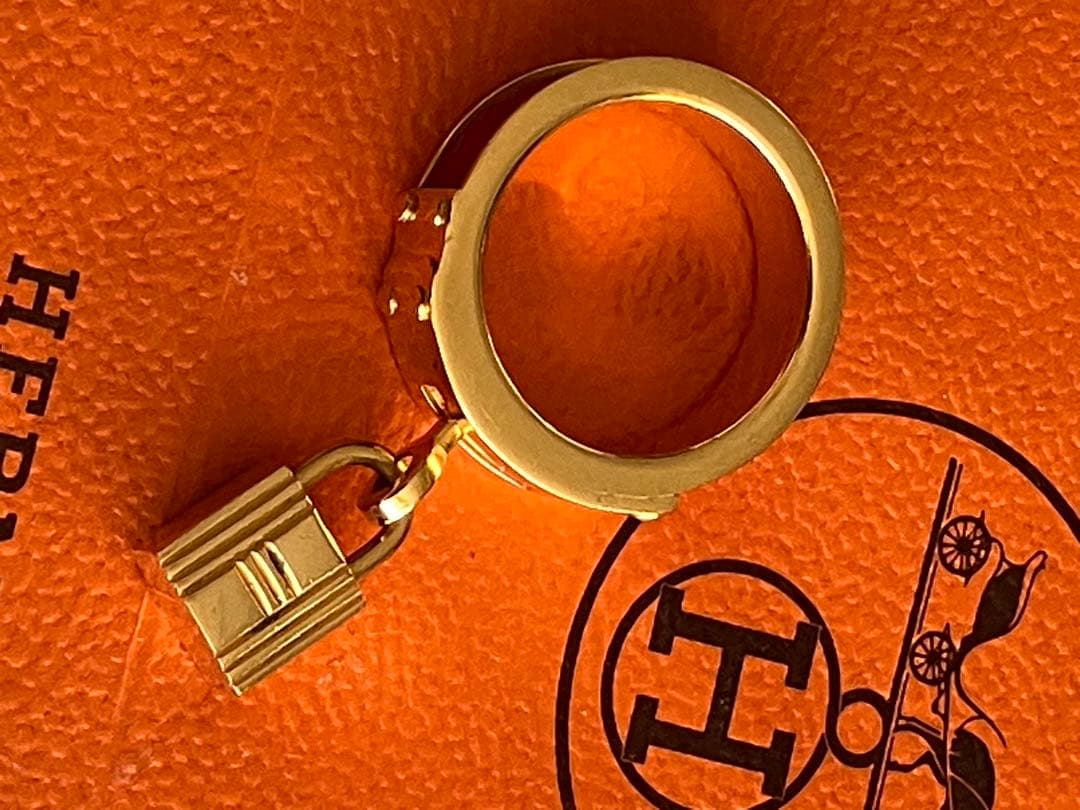 HERMES　エルメス　スカーフリング　ケリー　ゴールド　カデナモチーフ