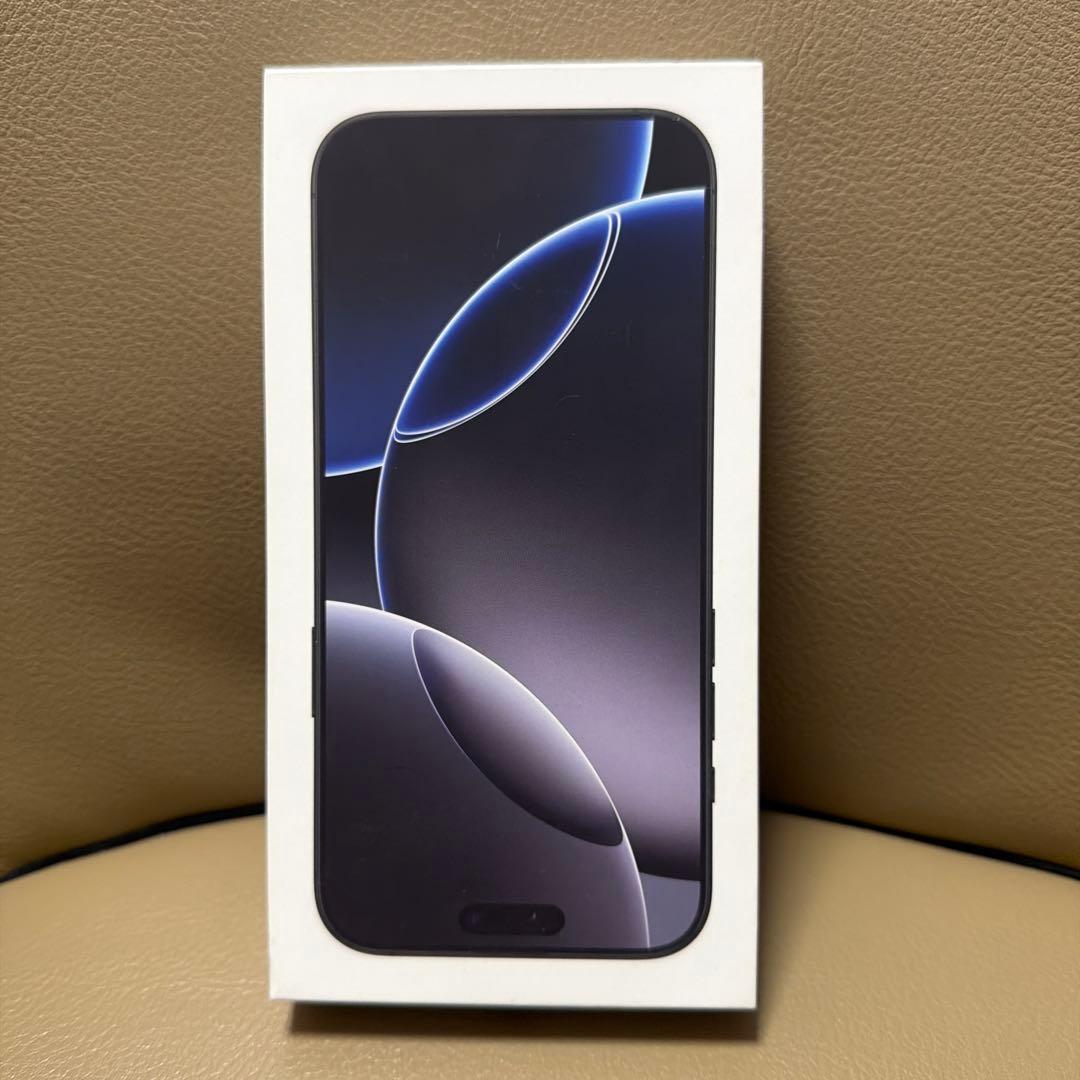 美品iPhone16ProMax 256GB SIMフリー ブラックチタニウム