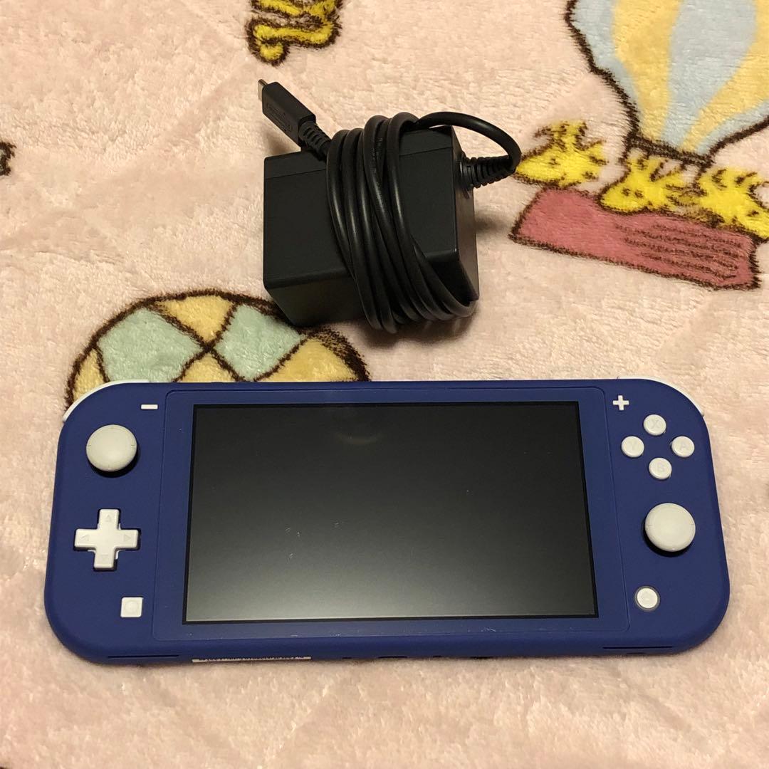 Nintendo Switchライト　本体　充電器付