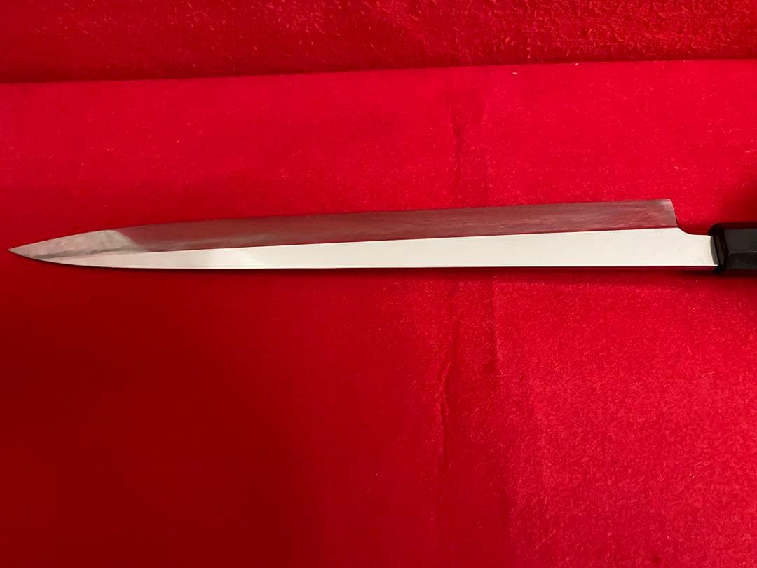 柳刃包丁 尺一　刺身包丁 鏡面仕上げ 黒檀黒水牛八角柄