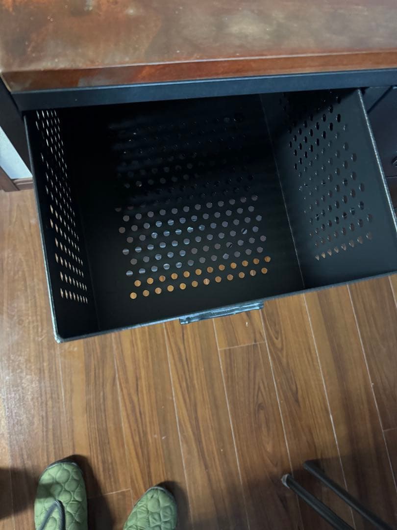 インダストリアル収納