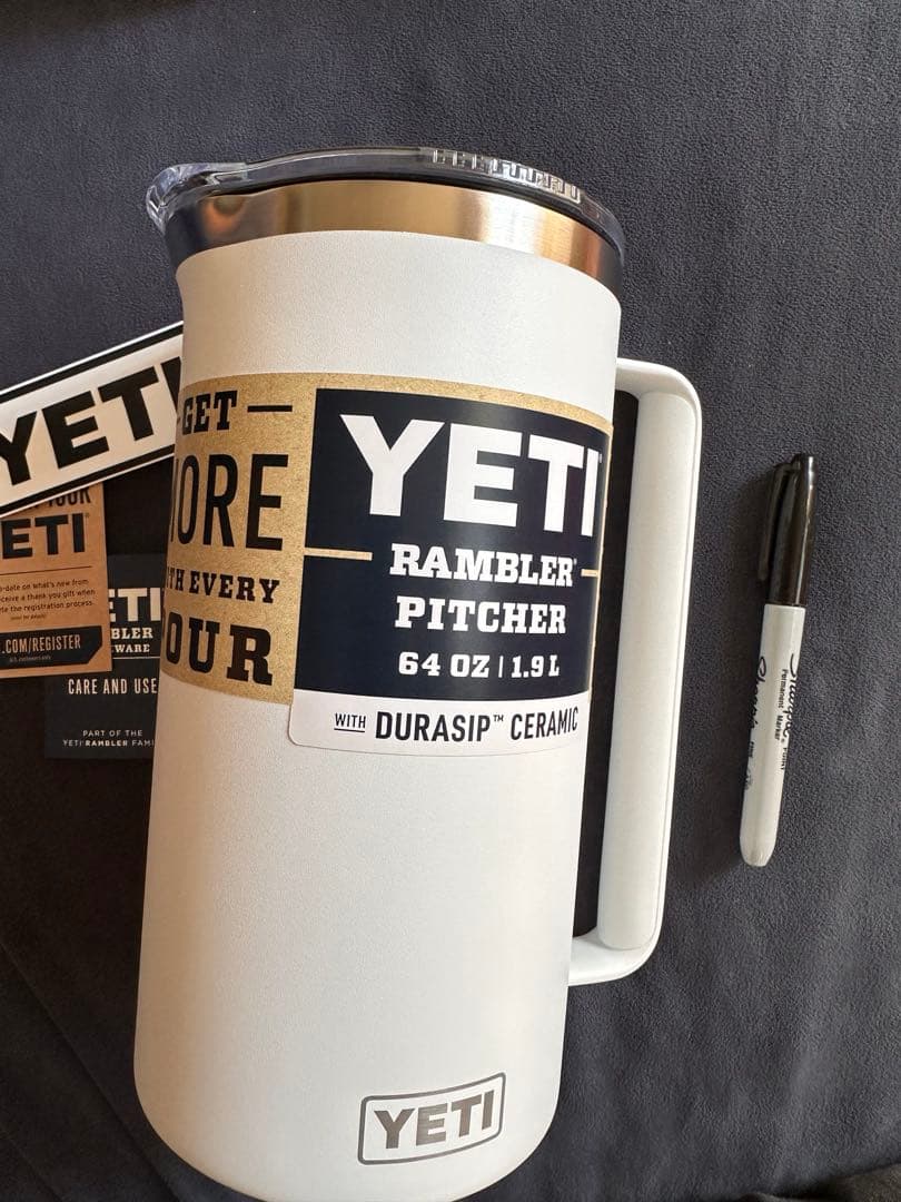 YETI Rambler YETI Rambler ピッチャー 64oz