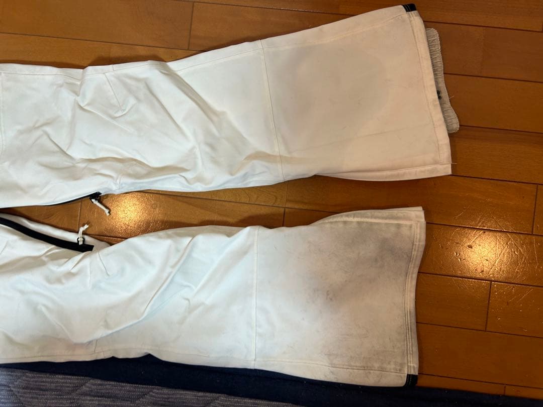 ウィメンズ Burton アヴァロン 2L ビブパンツ