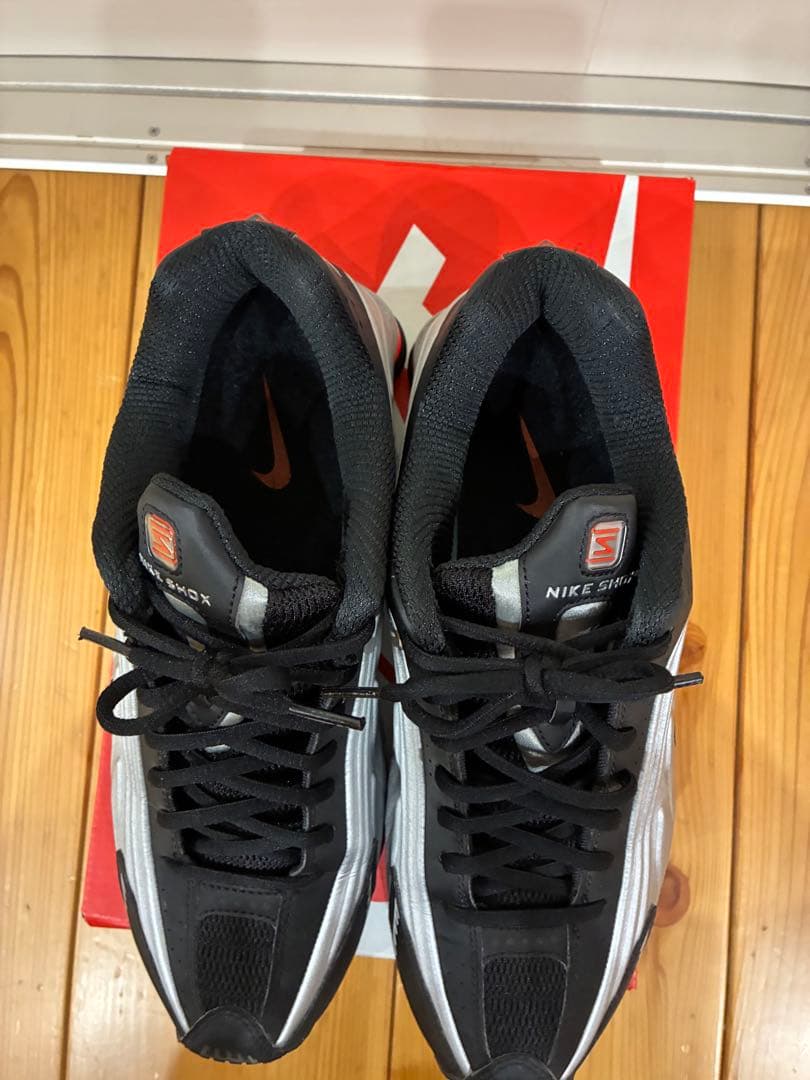 【美品】Nike Shox R4 28cm ナイキショックス