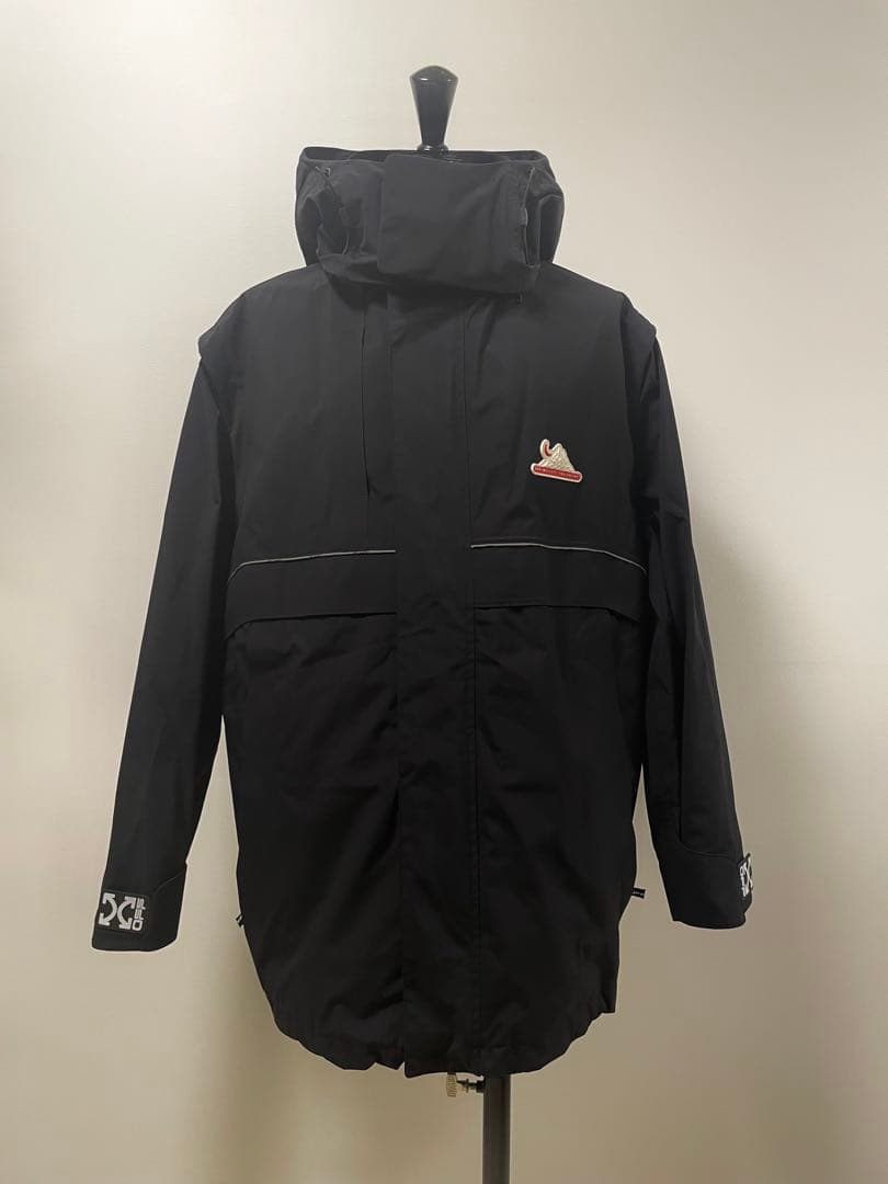 【美品】Off-White ナイロンマウンテンパーカー　ジャケット オフホワイト