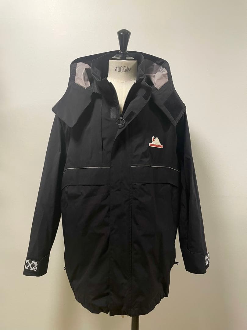 【美品】Off-White ナイロンマウンテンパーカー　ジャケット オフホワイト