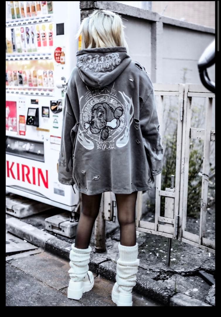 火の輪蹴威パーカー