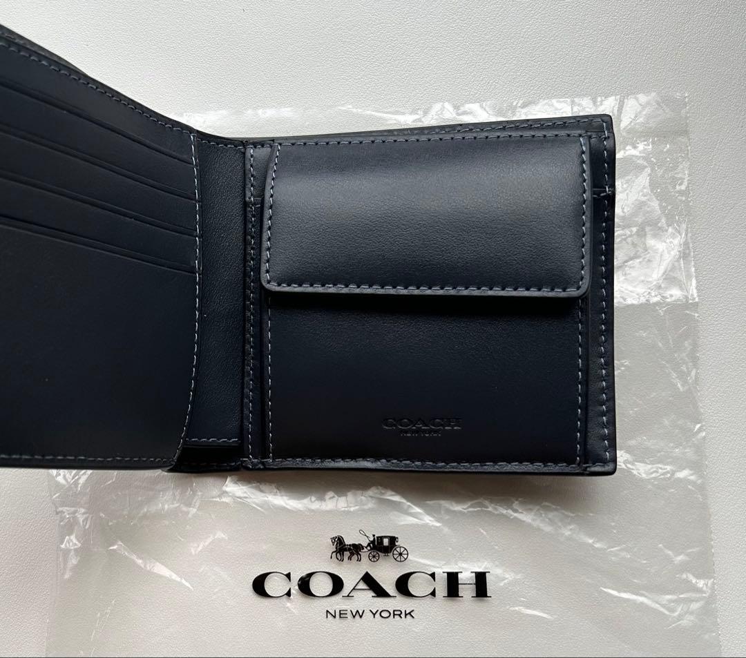 COACH ネイビー クロコ型押し 二つ折り財布
