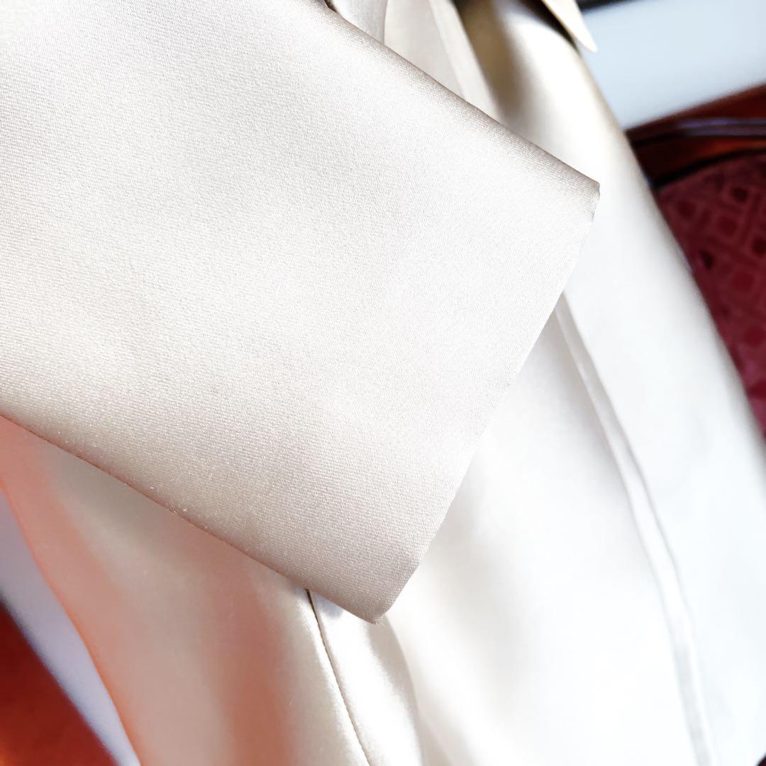 美品　GIORGIOARMANIアルマーニ　シルク　トレンチコート 上品な光沢感