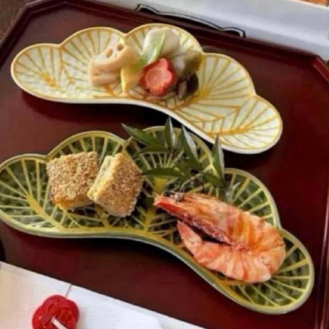 【新品】【大人気】有田焼幸楽窯　錦茶緑金松葉形前菜皿3枚セット　縁起物