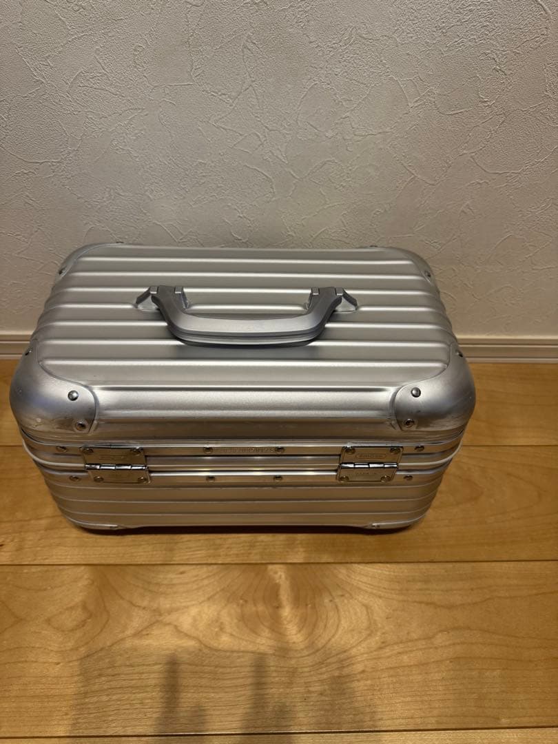 RIMOWA ビューティーケース　ヴァニティ