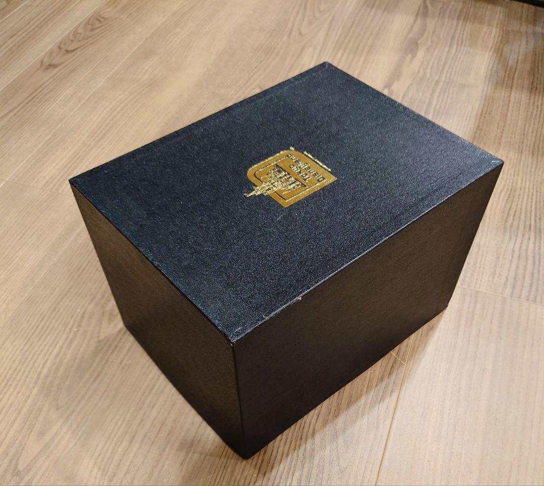 【新品】東京ディズニーランド　ミッキーマウスブロンズ像【未使用】