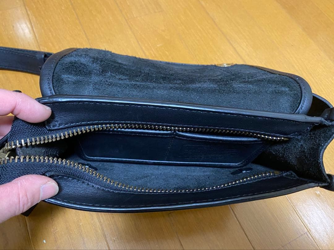 COACH レガシー レザーボディバッグ　美品