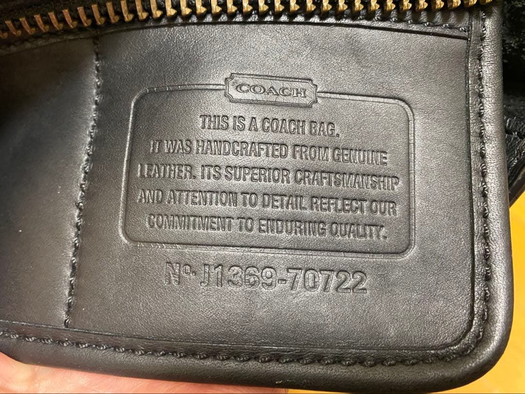 COACH レガシー レザーボディバッグ　美品