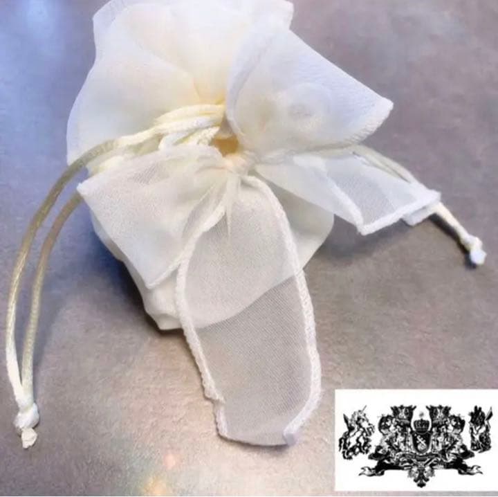 宇宙の流れ星の粉 ✨✨　✨✨✨✨イエローフェアリーウィッシュ✨✨