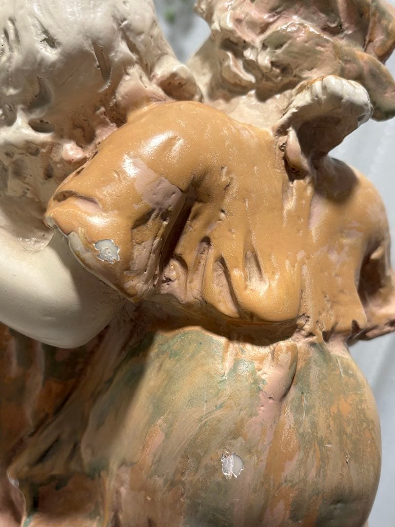 イタリア製　クラシカルな少女の像 陶器置物　存在感ある高さ34㎝