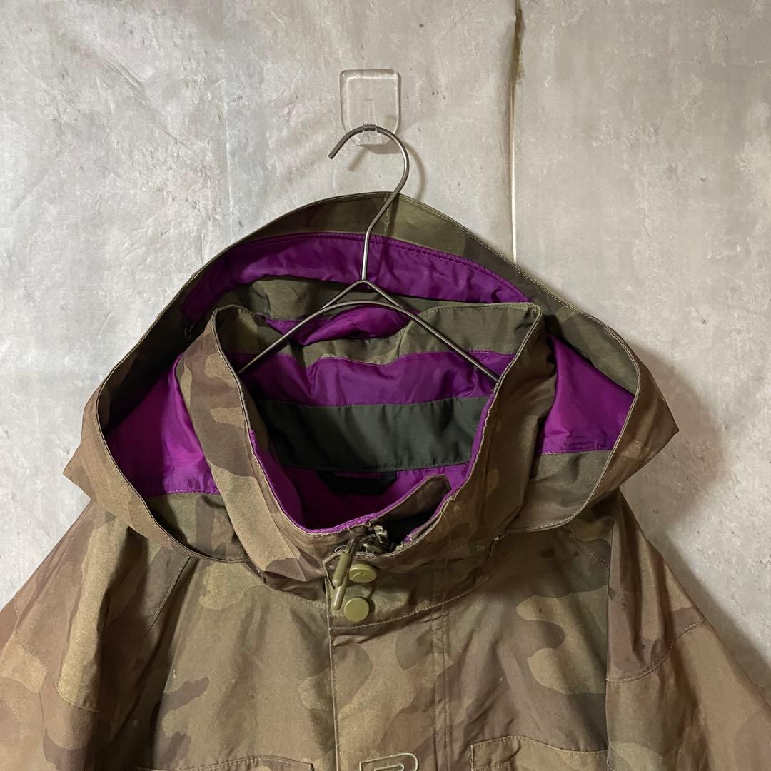 BurtonバートンスキーウェアスノーボードジャケットパーカーGORETEX迷彩