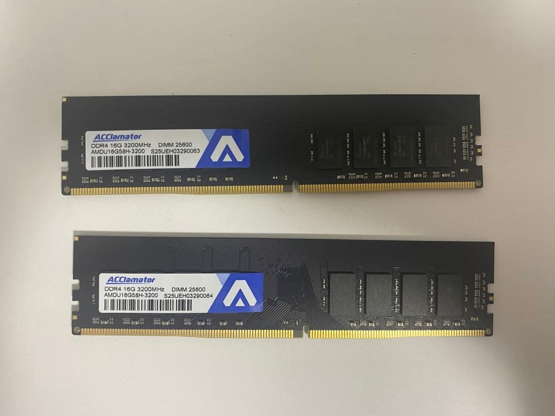 ACClamator DDR4 16GB 3200MHz メモリ