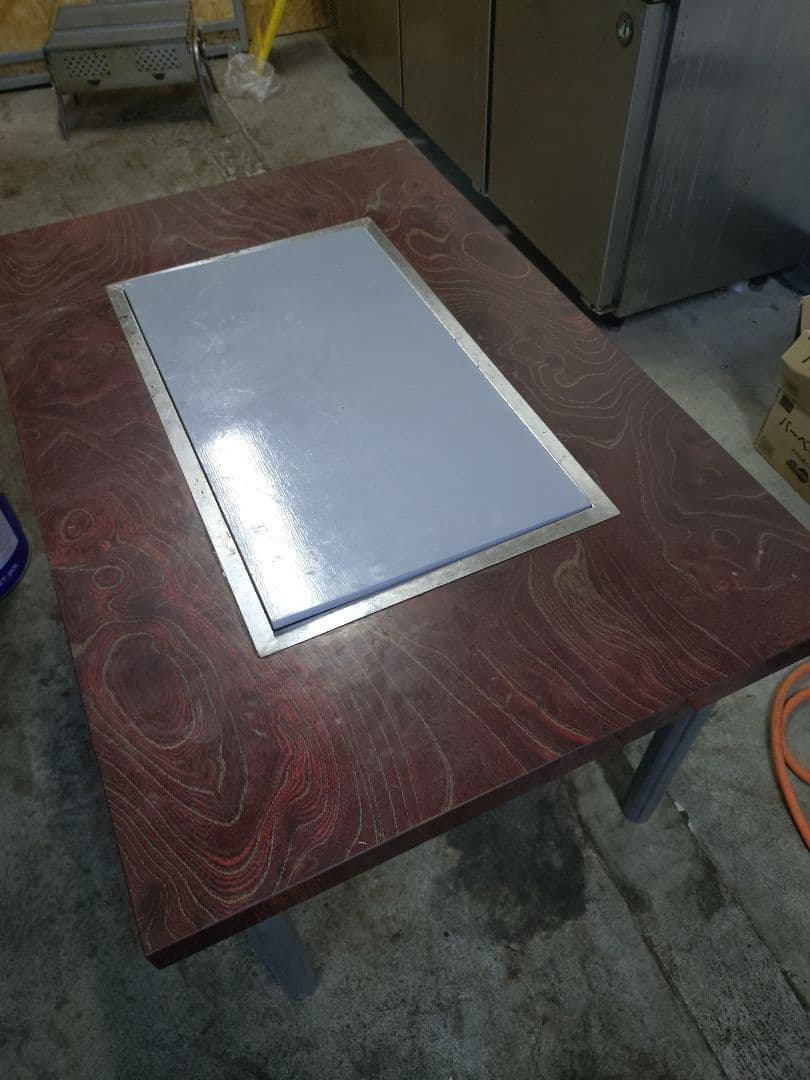 香取お好み焼き、鉄板テーブルLP