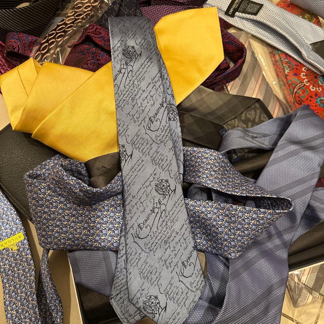 BERLUTI カリグラフィ ネクタイ