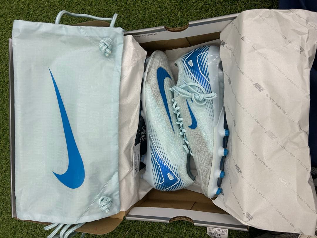 ナイキ　マーキュリアルヴェイパー16エリート　AG