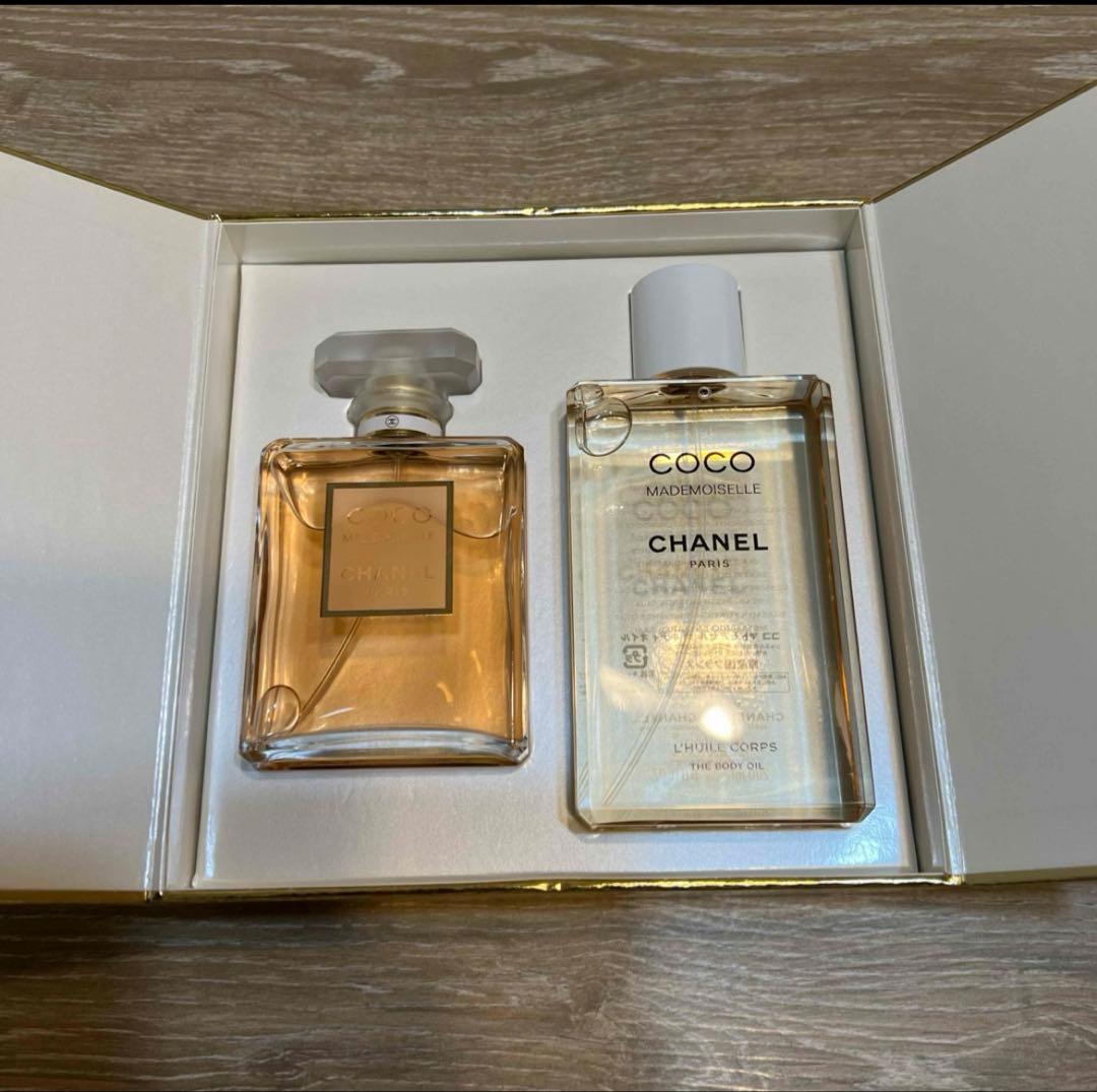 ココマドモアゼル　エッセンシャルコフレ