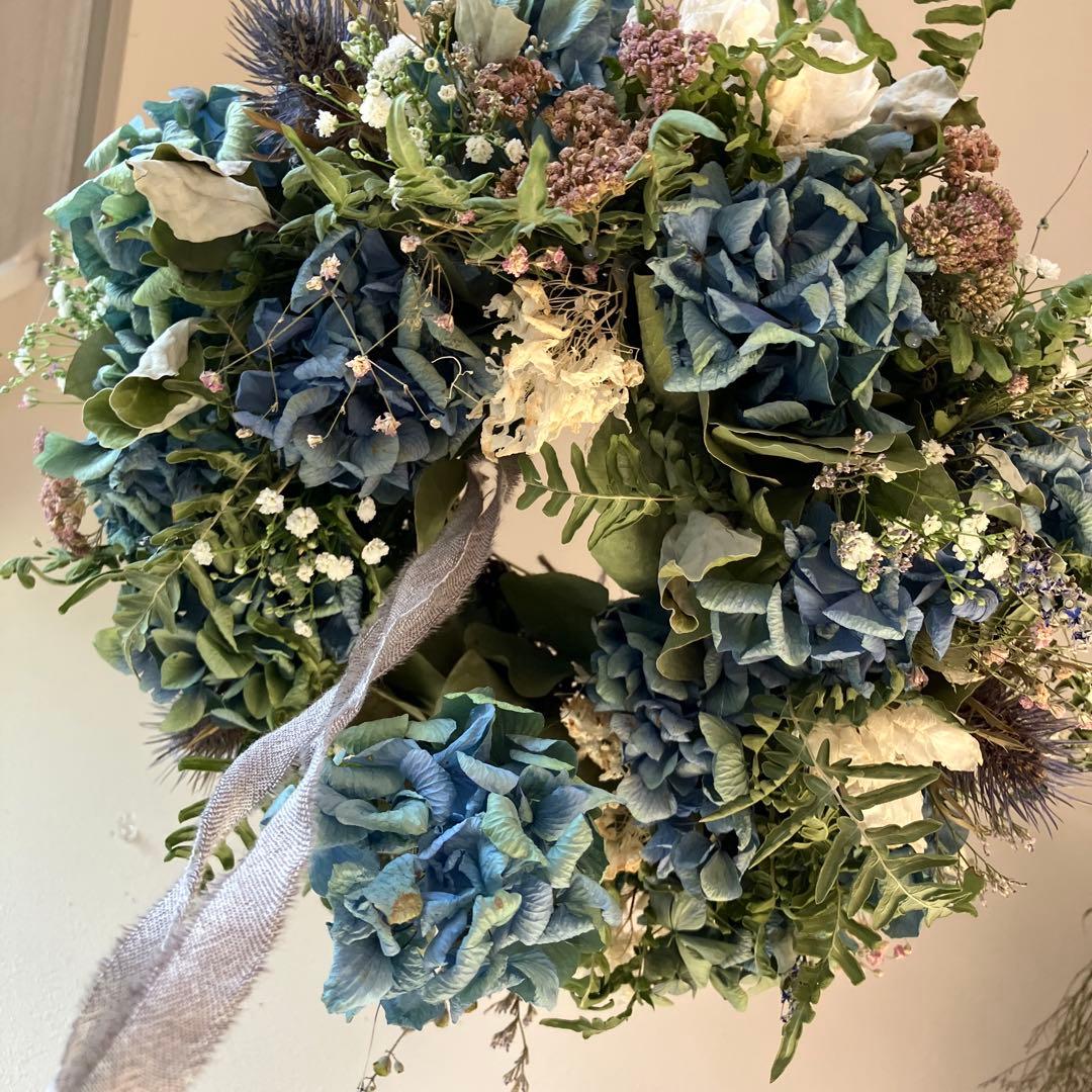 アンティーク紫陽花とエリンジウムのブルーなフライングリース　アキレア　ユーカリ