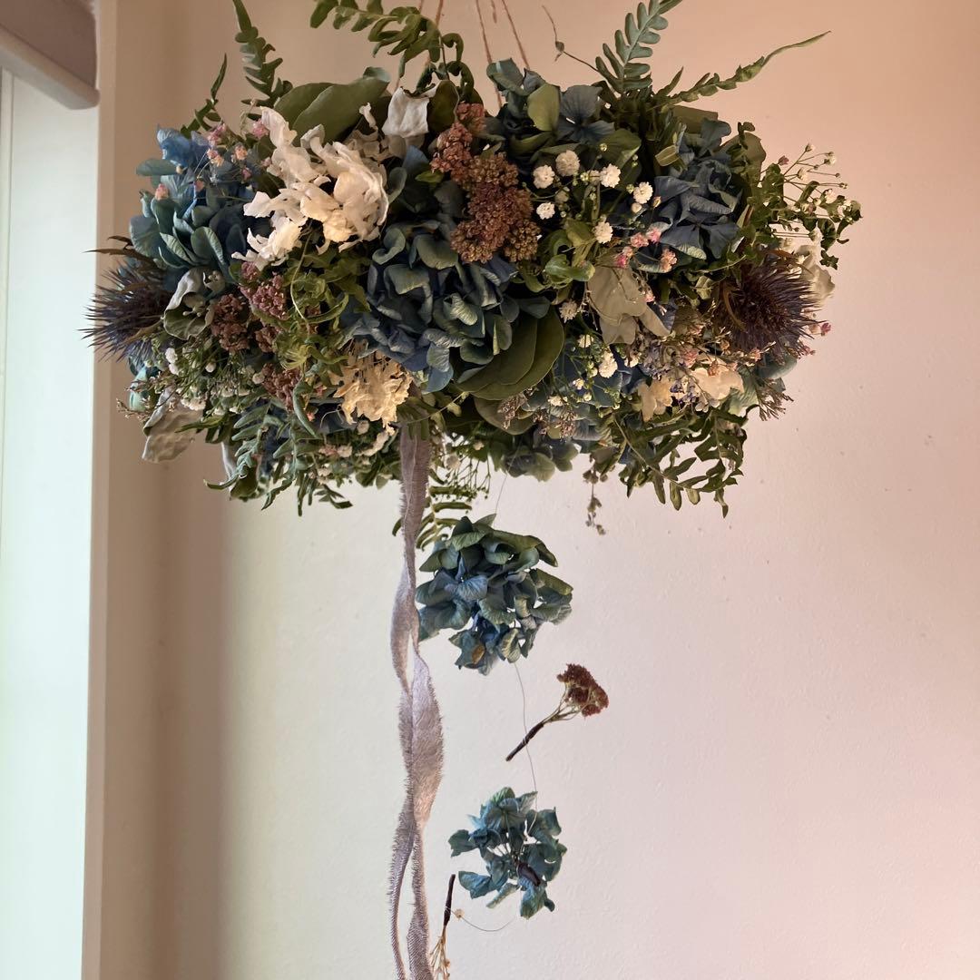 アンティーク紫陽花とエリンジウムのブルーなフライングリース　アキレア　ユーカリ