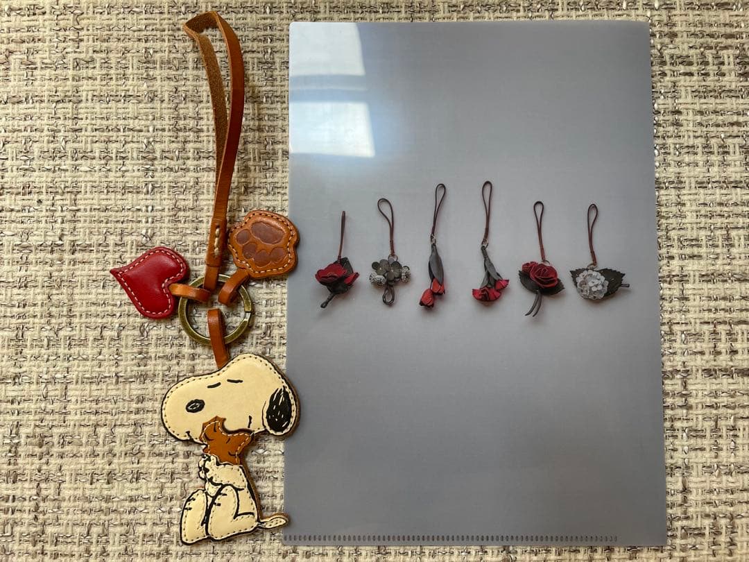 genten ゲンテン【完売品】 PEANUTS ワクワクチャーム スヌーピー